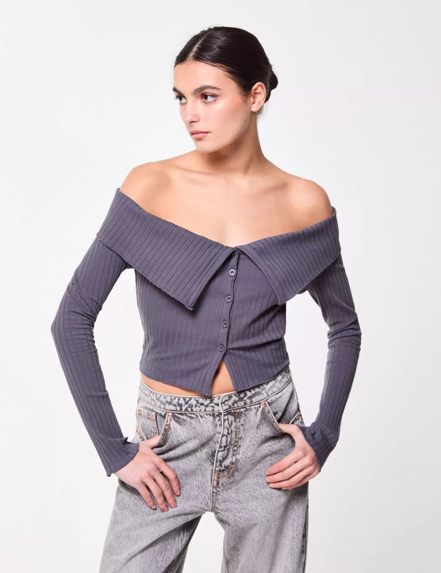 Gilet court à col bardot gris foncé^Jennyfer Outlet