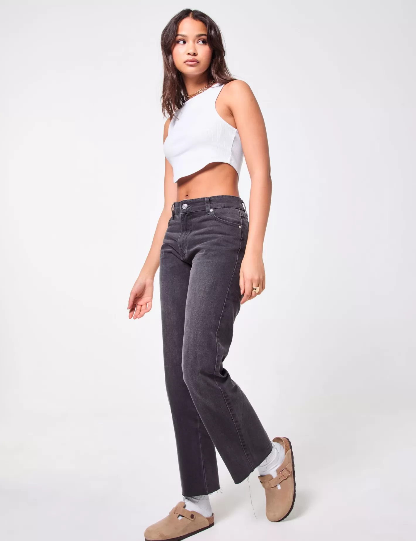 Jean straight avec étoile ^Jennyfer Outlet