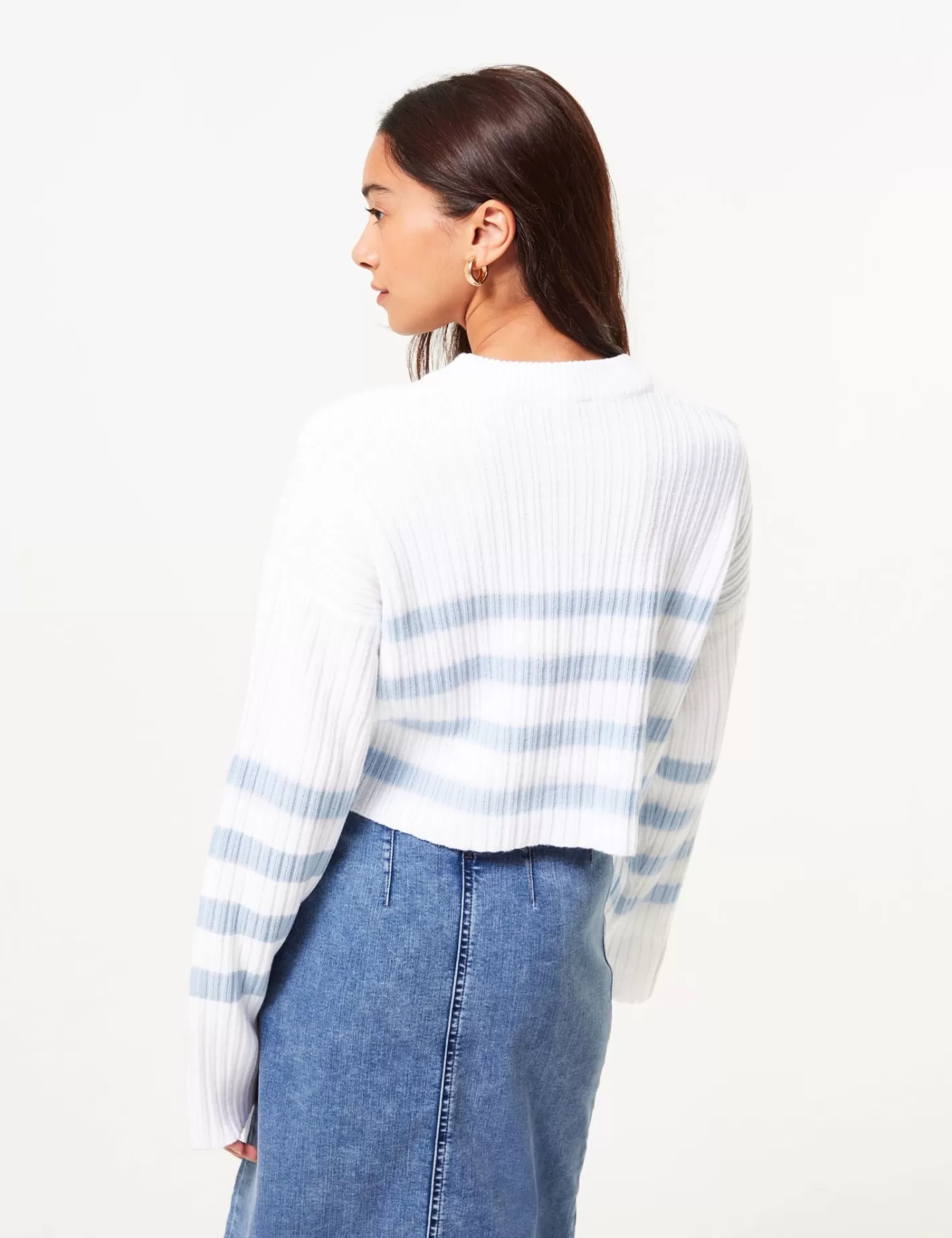 Pull court rayé bleu ciel et blanc^Jennyfer Discount